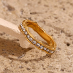 Rhinestone Eight Awn Star Wave Shape Ring
