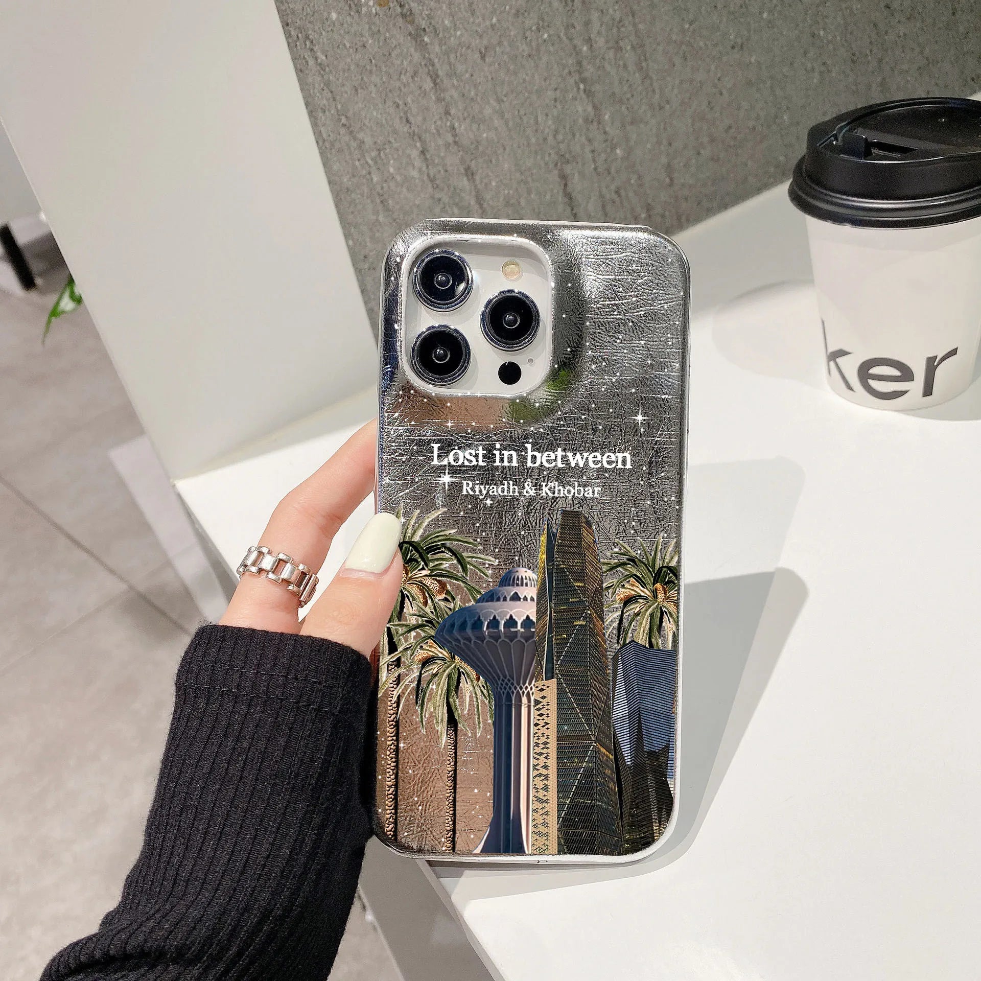 Lost in between Riyadh & khobar Leather Case