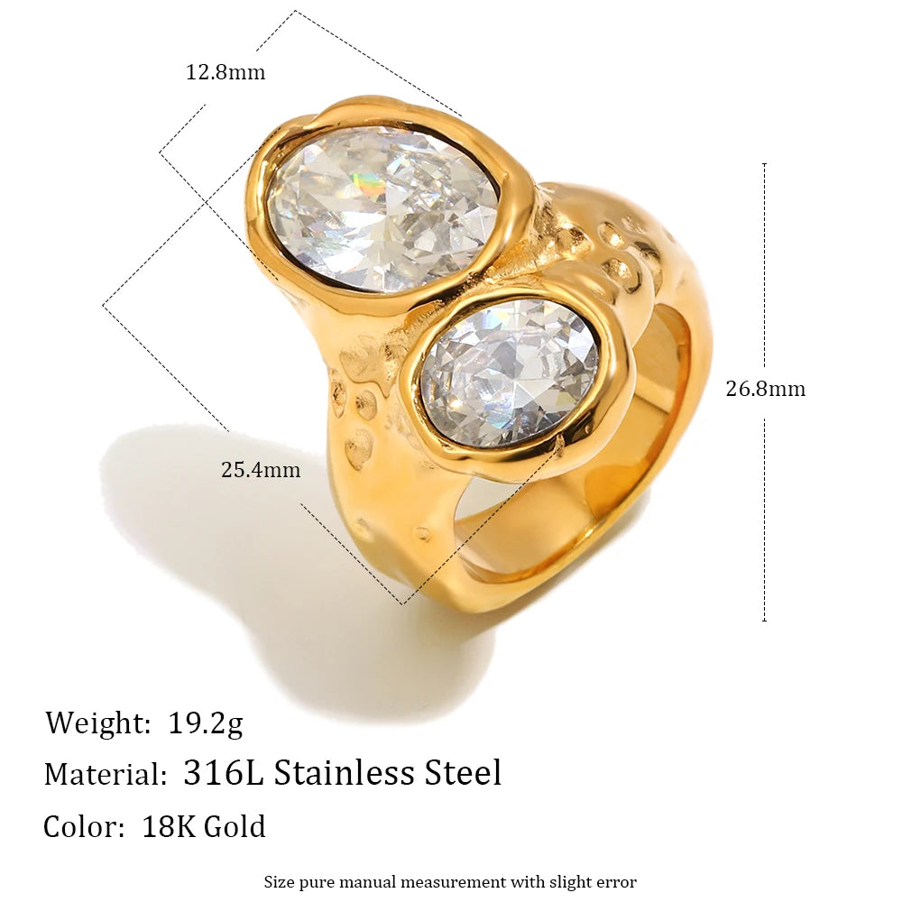 Deep-patterned Square Zircon Ring