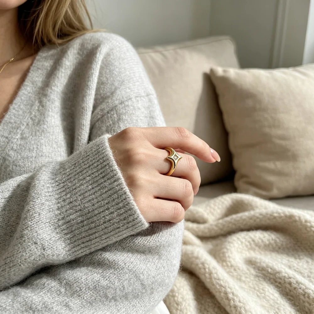 Four-pointed Star Zircon Ring